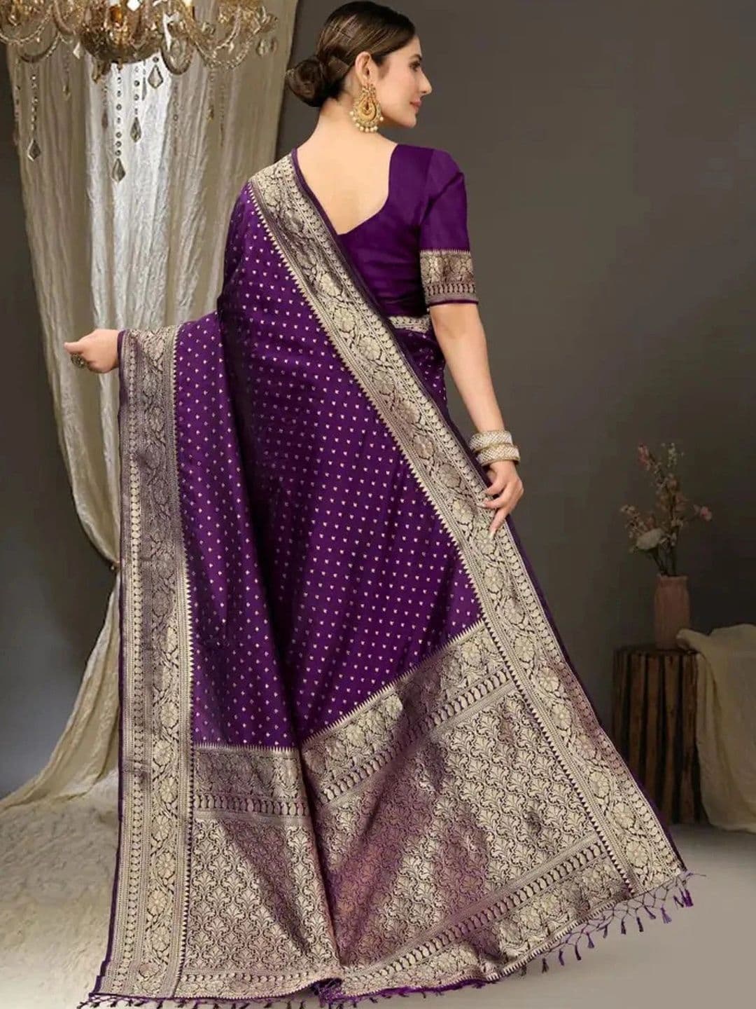 Nayram Fashion Woven Design Zari Silk Blend Kanjeevaram Saree thumbnail 2