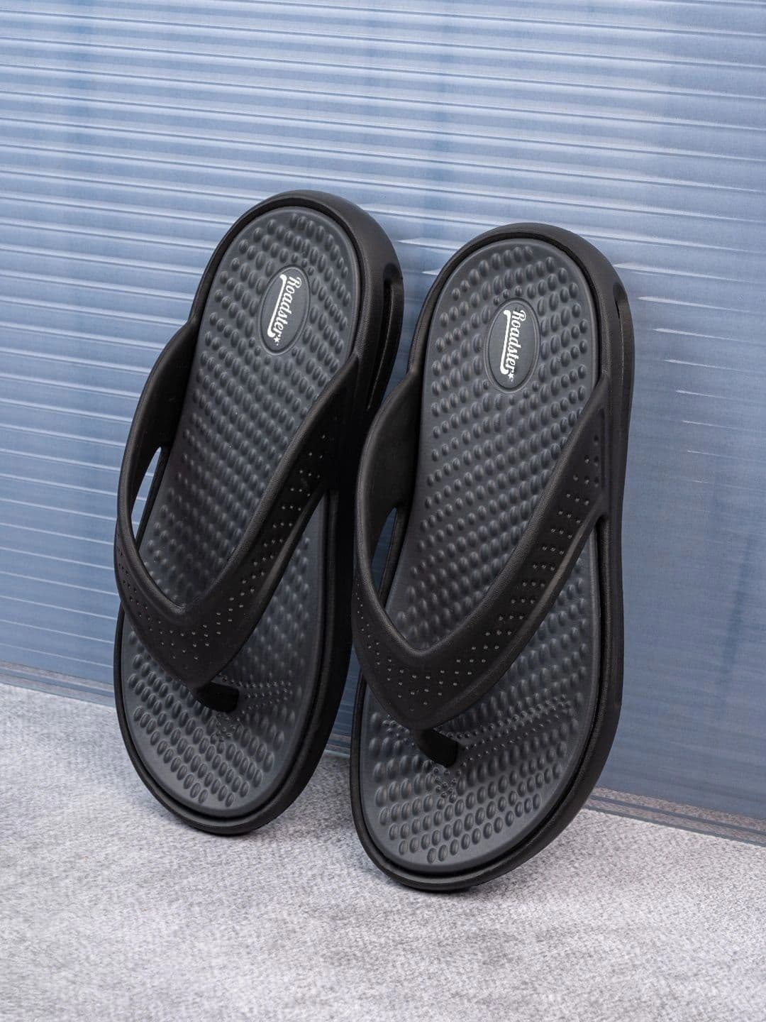 Roadster Men Thong Flip-Flops - view 1