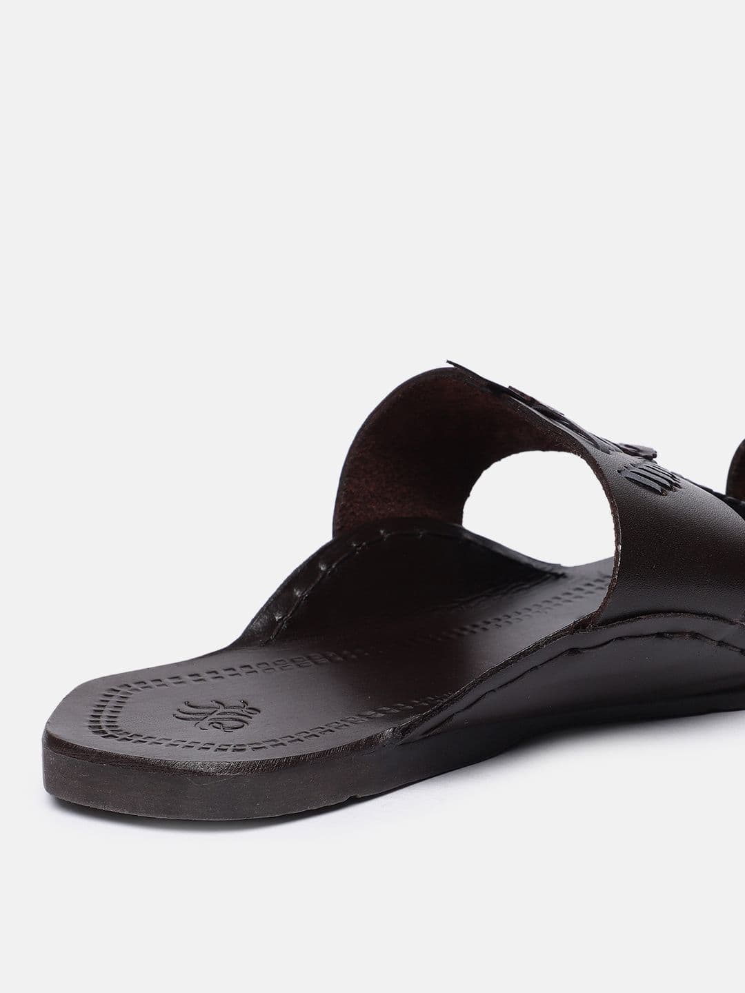 House of Pataudi Men Leather Kolhapuri Comfort Sandals thumbnail 4