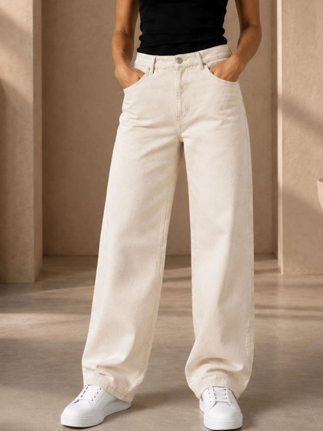 LINARIA Women Classic Regular Fit Mid-Rise Stretchable Jeans - view 1