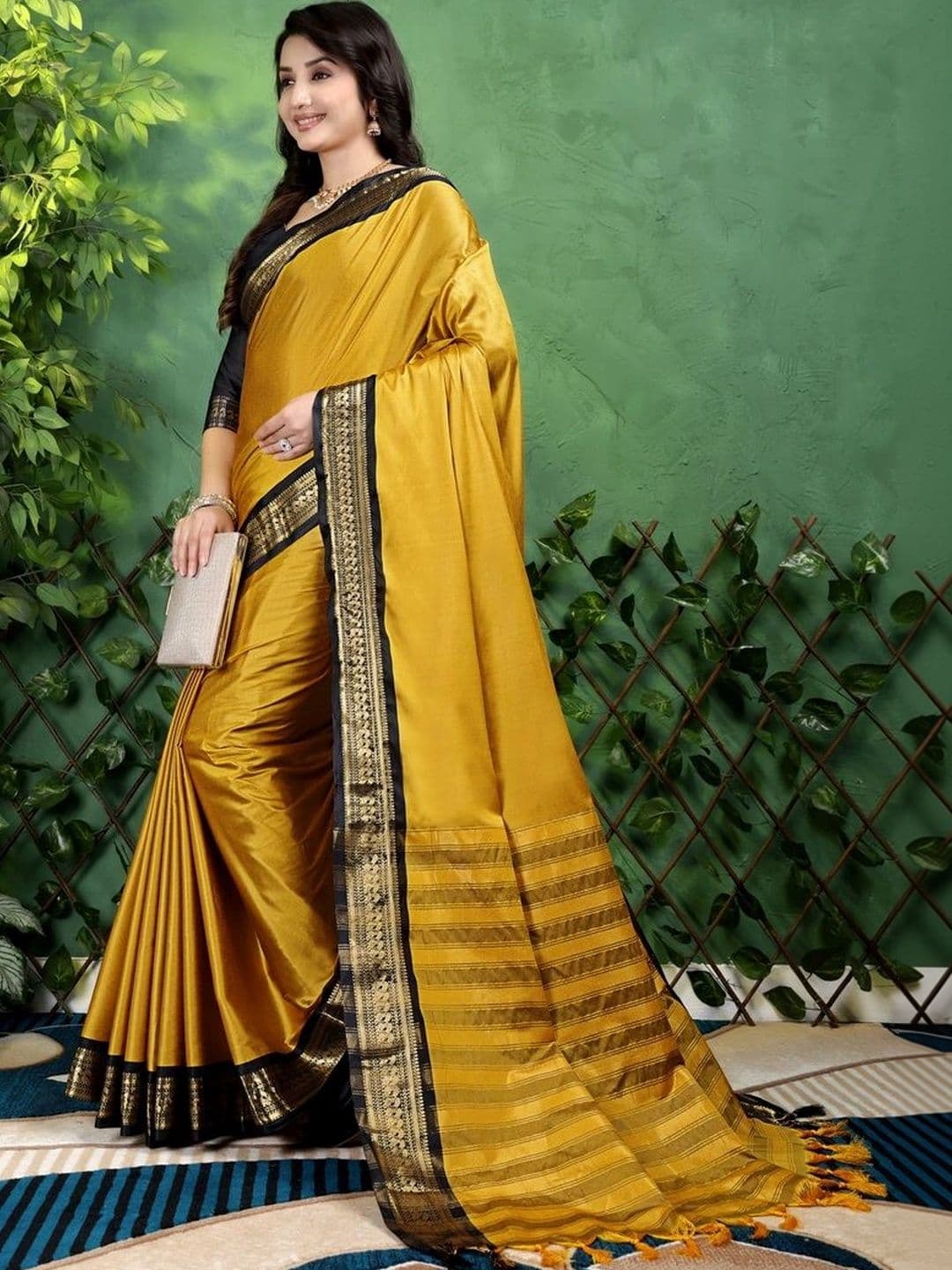 DEVANSH ENTERPRISE Silk Blend Banarasi Saree thumbnail 5