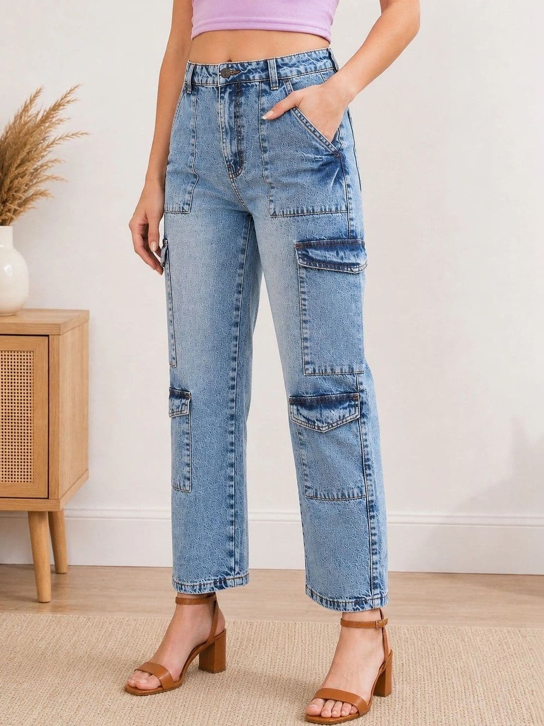 Zaahii Women High-Rise Light Fade Jeans thumbnail 6