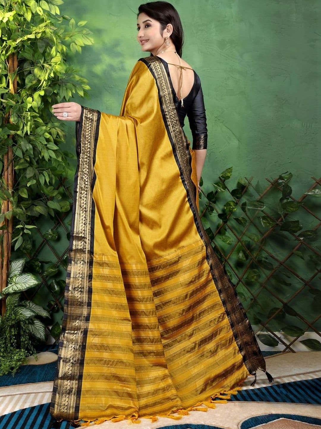 DEVANSH ENTERPRISE Silk Blend Banarasi Saree thumbnail 6