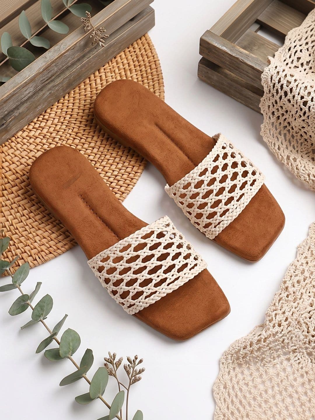 Moda Rapido Women Open Toe Flats - view 1