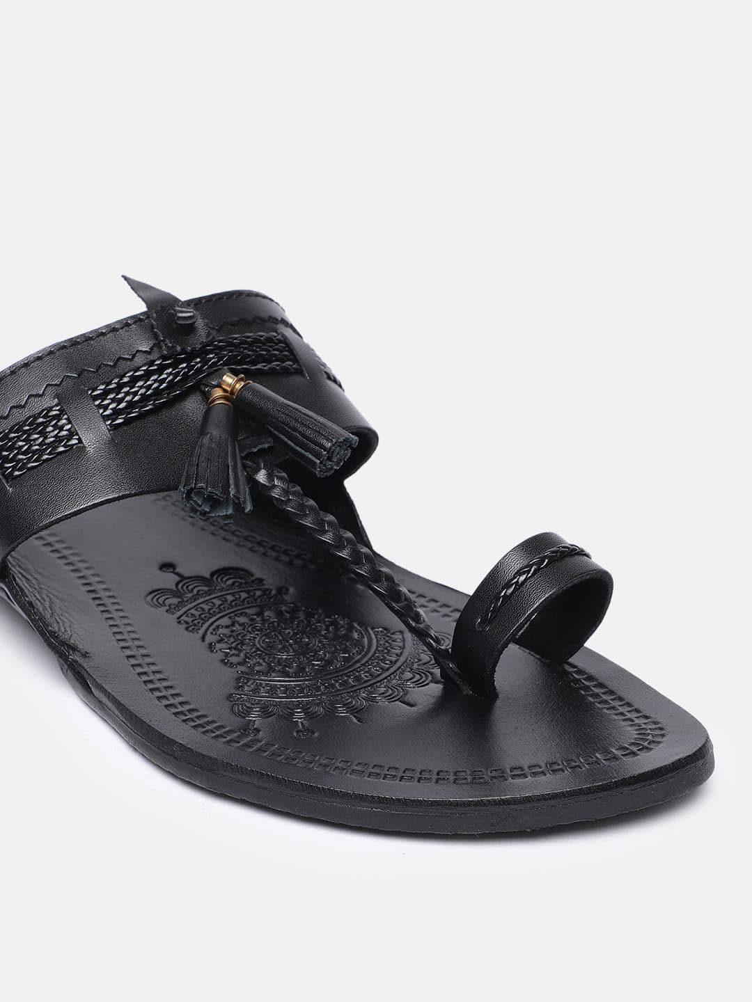 House of Pataudi Men Leather Kolhapuri Comfort Sandals thumbnail 4