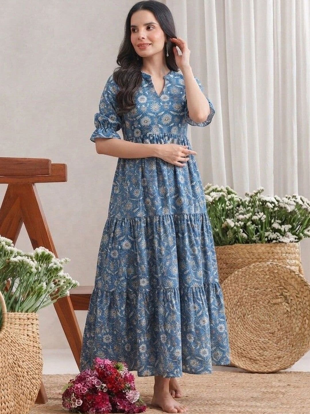 PRESHA Women Floral Printed Indie Florals Anarkali Kurta thumbnail 3