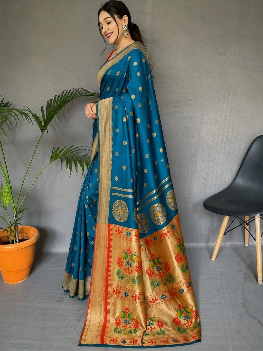 KALINI Woven Design Zari Art Silk Designer Banarasi Saree thumbnail 4