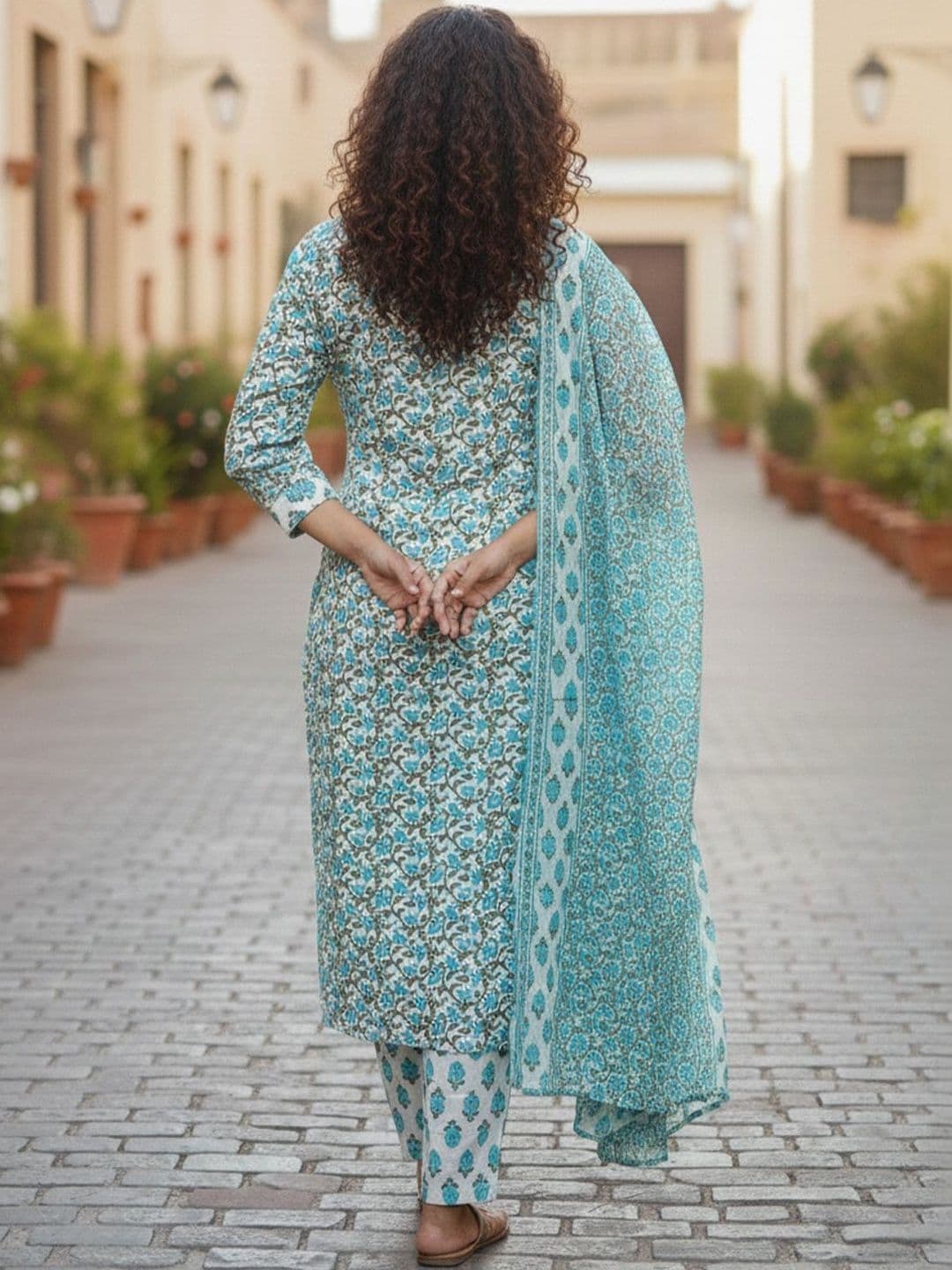 Varanga Women Floral Printed Regular Pure Cotton Kurta with Trousers & With Dupatta thumbnail 3