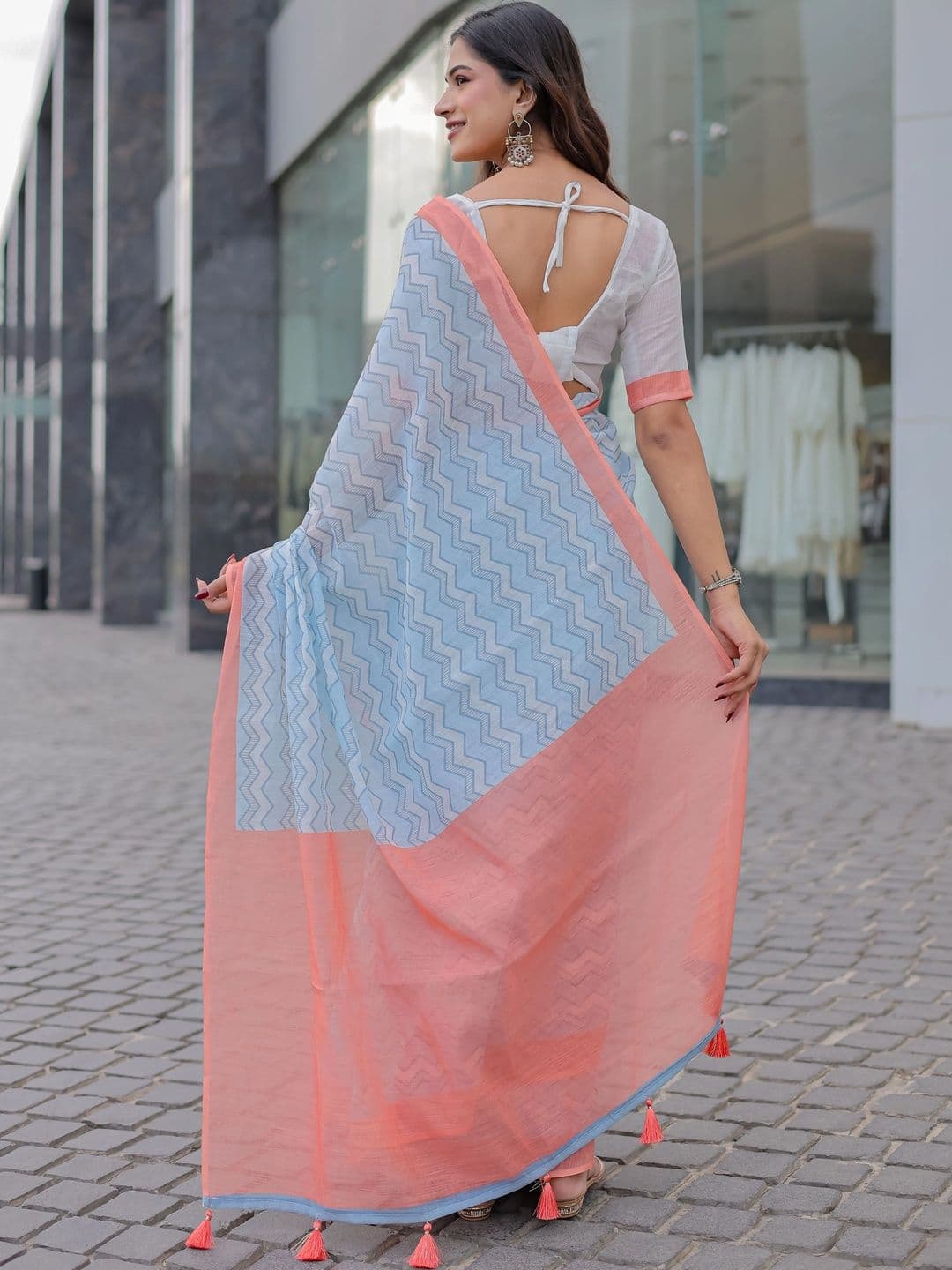 RAAS SHREE Floral Pure Cotton Khadi Saree thumbnail 3