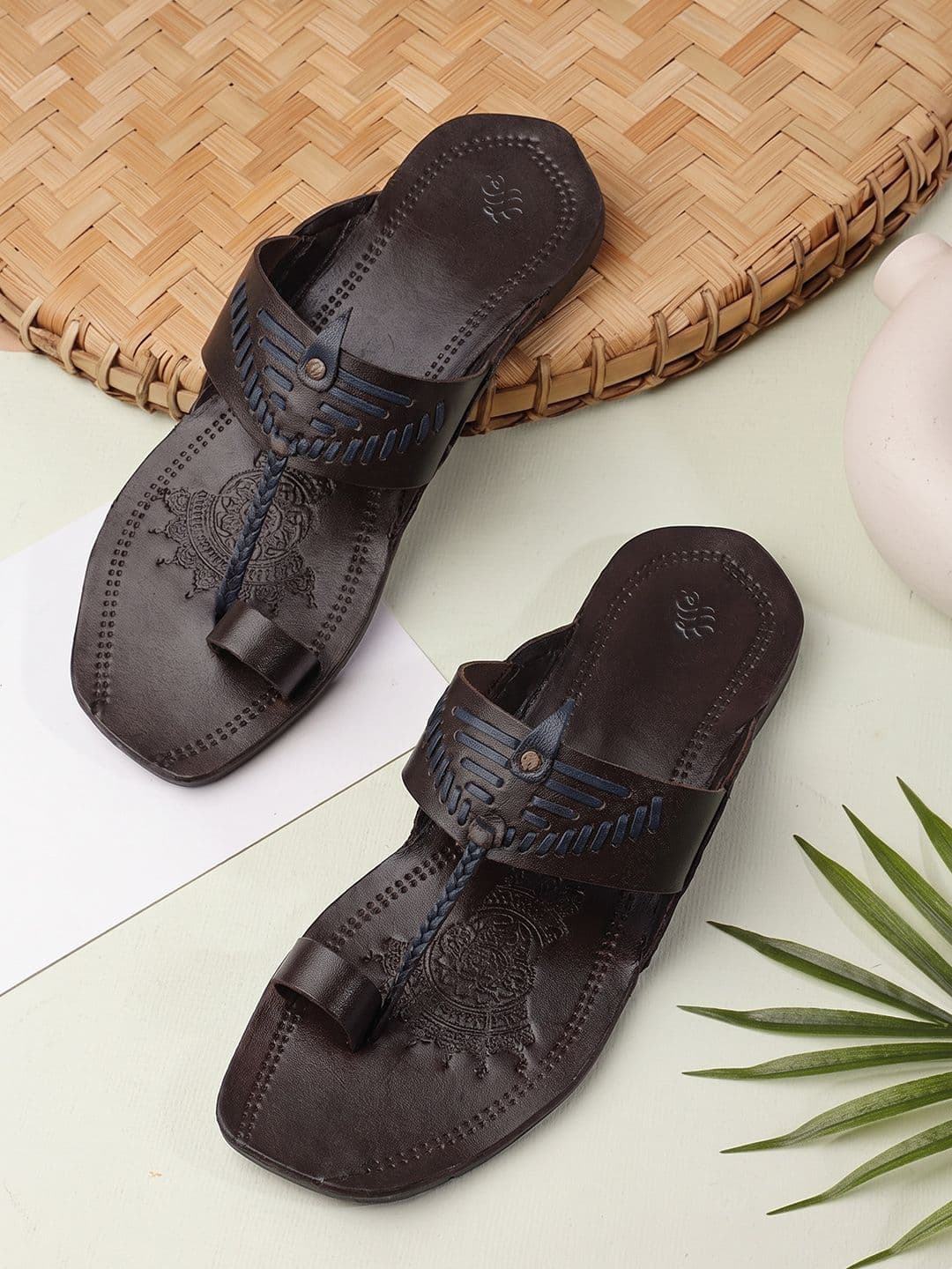 House of Pataudi Men Leather Kolhapuri Comfort Sandals - view 1