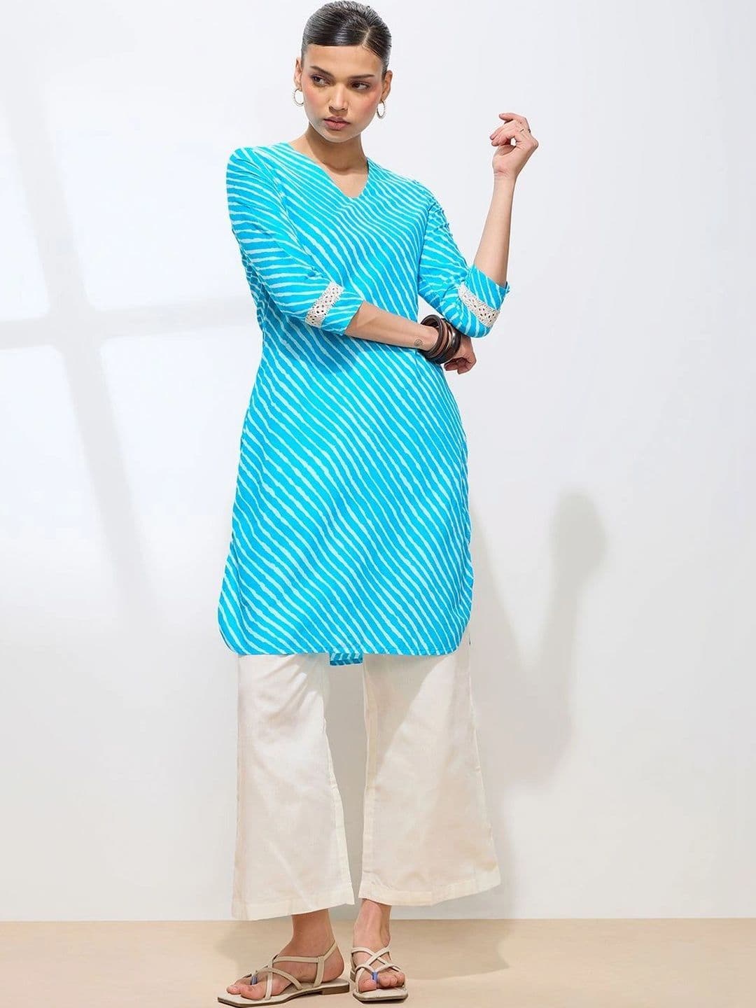 Saanjh Women Printed Kurta thumbnail 4