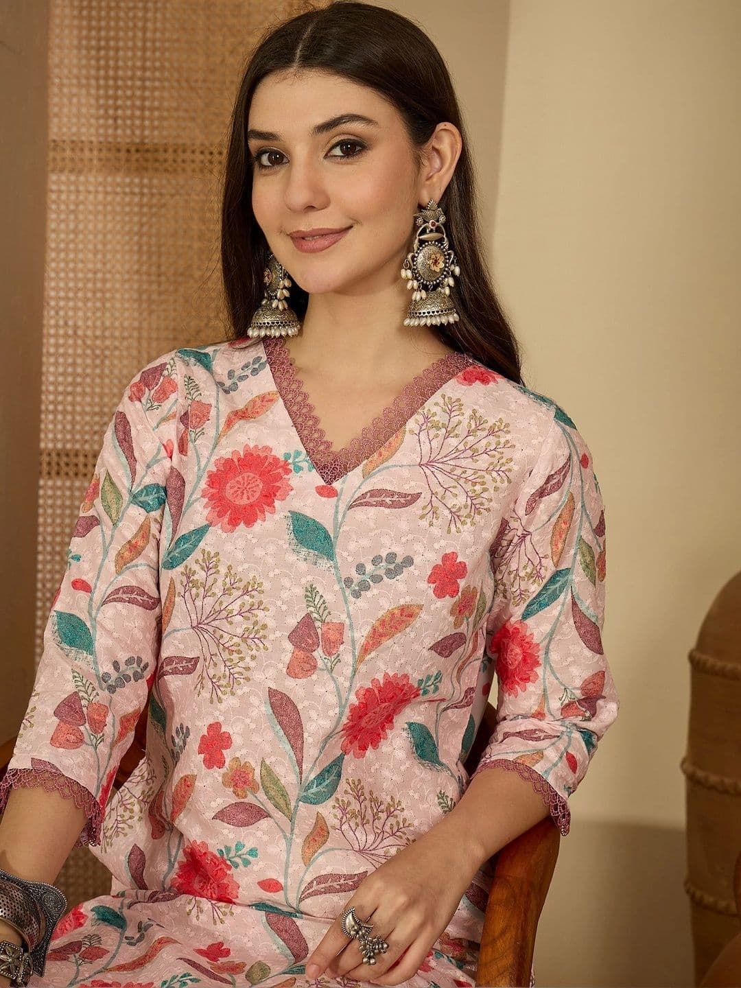 Sangria Women Floral Printed Floral Kurta thumbnail 5