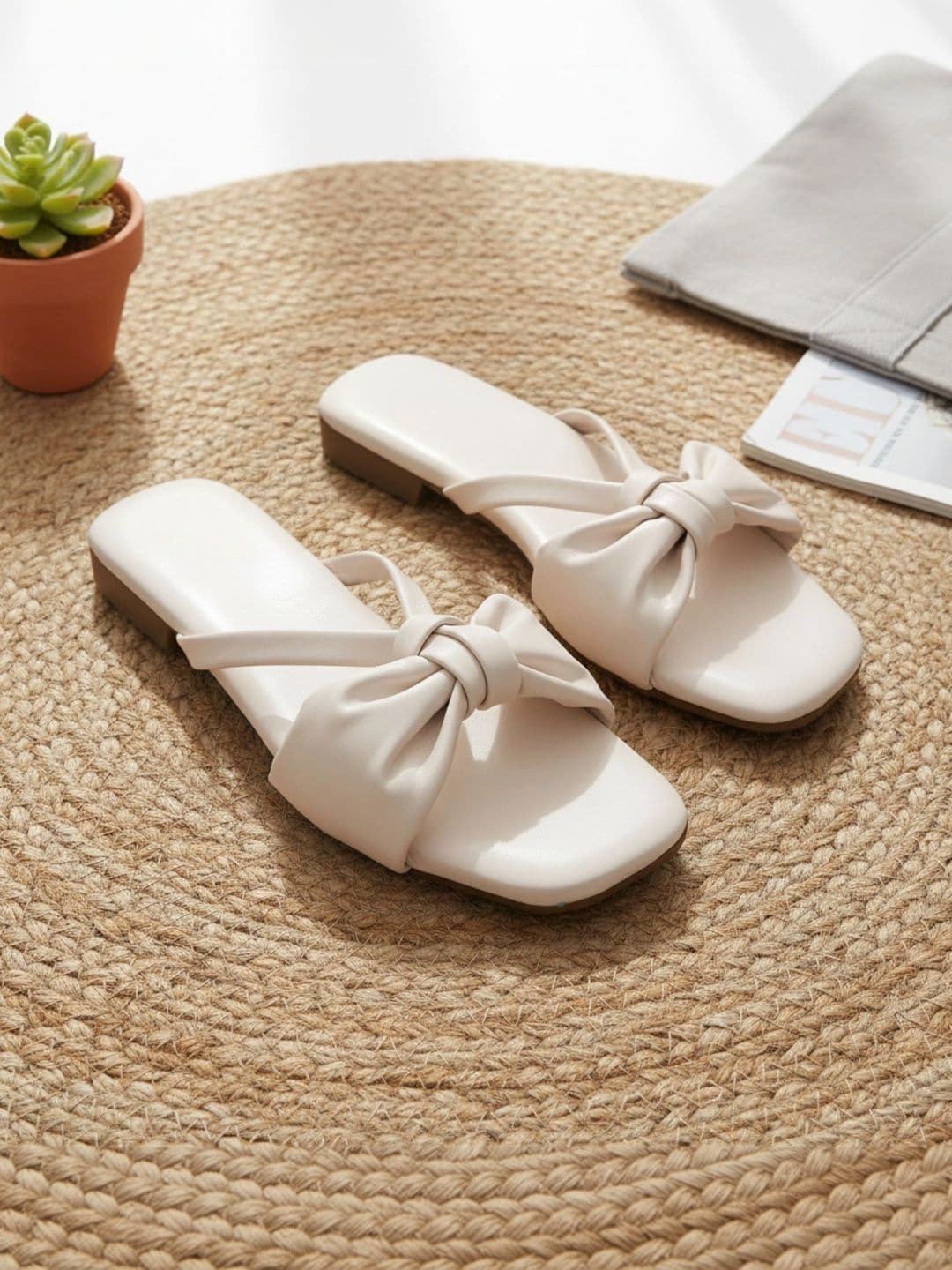 Mast & Harbour Women Open Toe Flats with Bows thumbnail 5