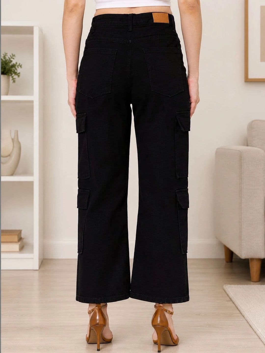 Zaahii Women High-Rise Light Fade Jeans thumbnail 3