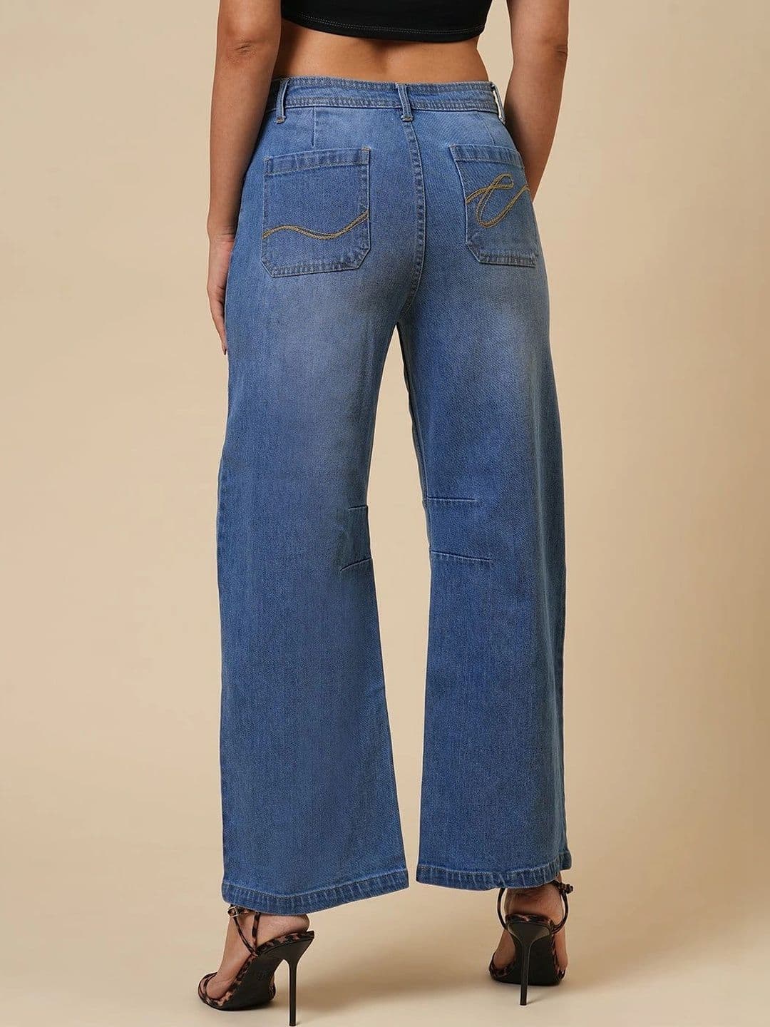 Chemistry Women Boyfriend Fit Mid-Rise Light Fade Jeans thumbnail 5