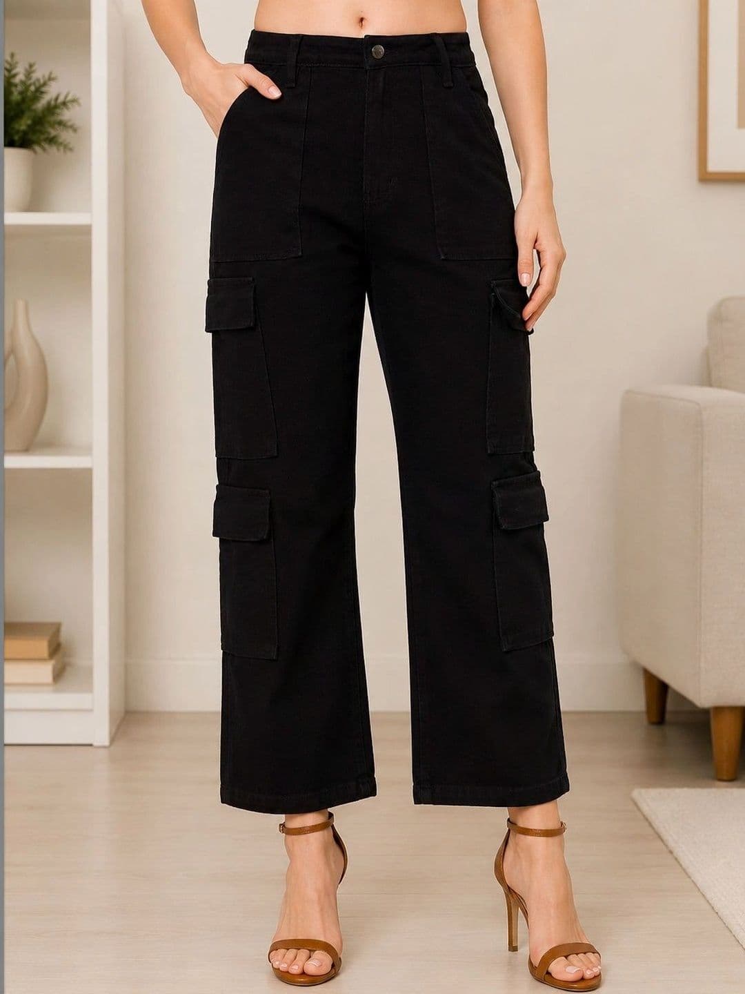 Zaahii Women High-Rise Light Fade Jeans thumbnail 7