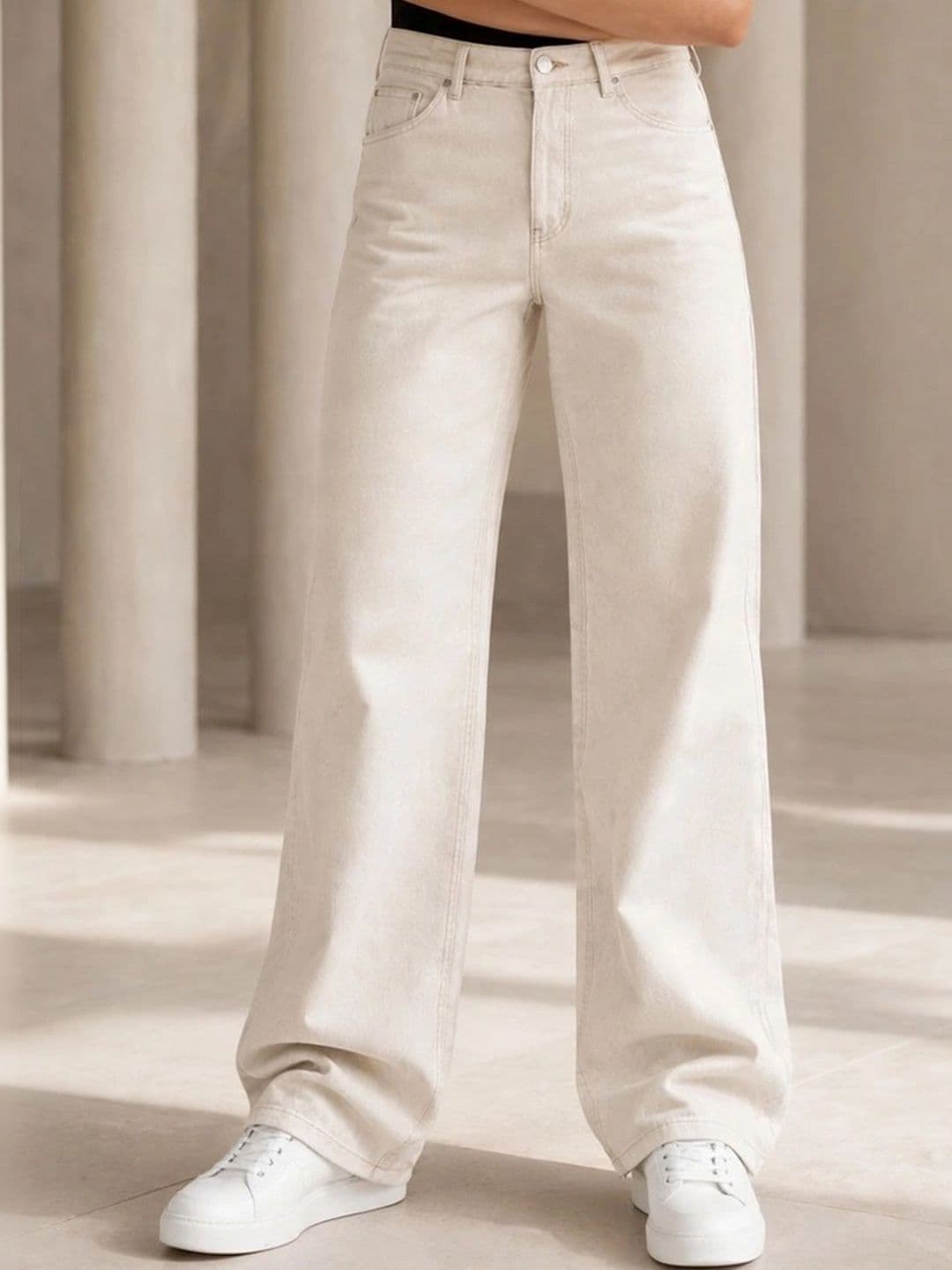 LINARIA Women Classic Regular Fit Mid-Rise Stretchable Jeans - view 1