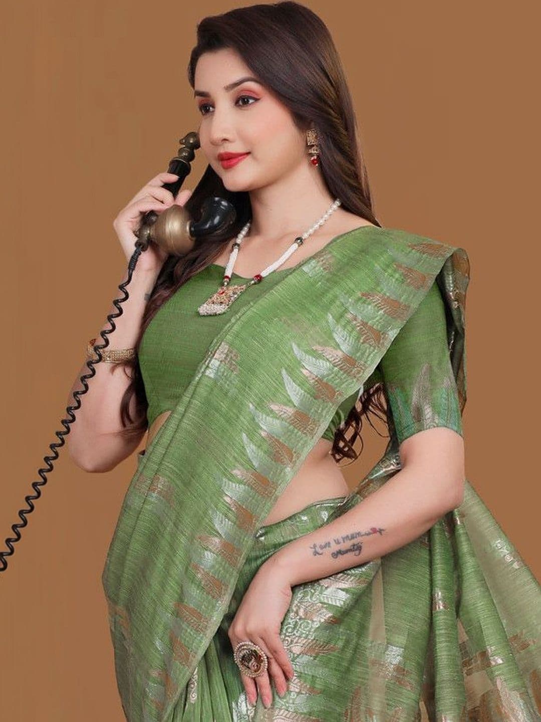 Prisan Women Parrot Green Woven Cotton Saree with Unstitched Blouse thumbnail 6