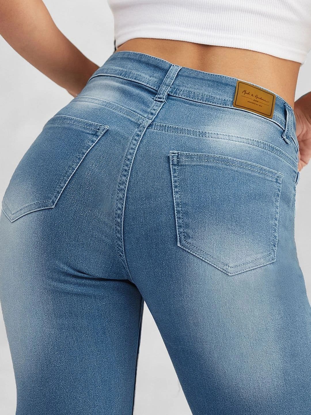 Mast & Harbour Women Wide Leg Mid-Rise Light Fade Stretchable Jeans thumbnail 2