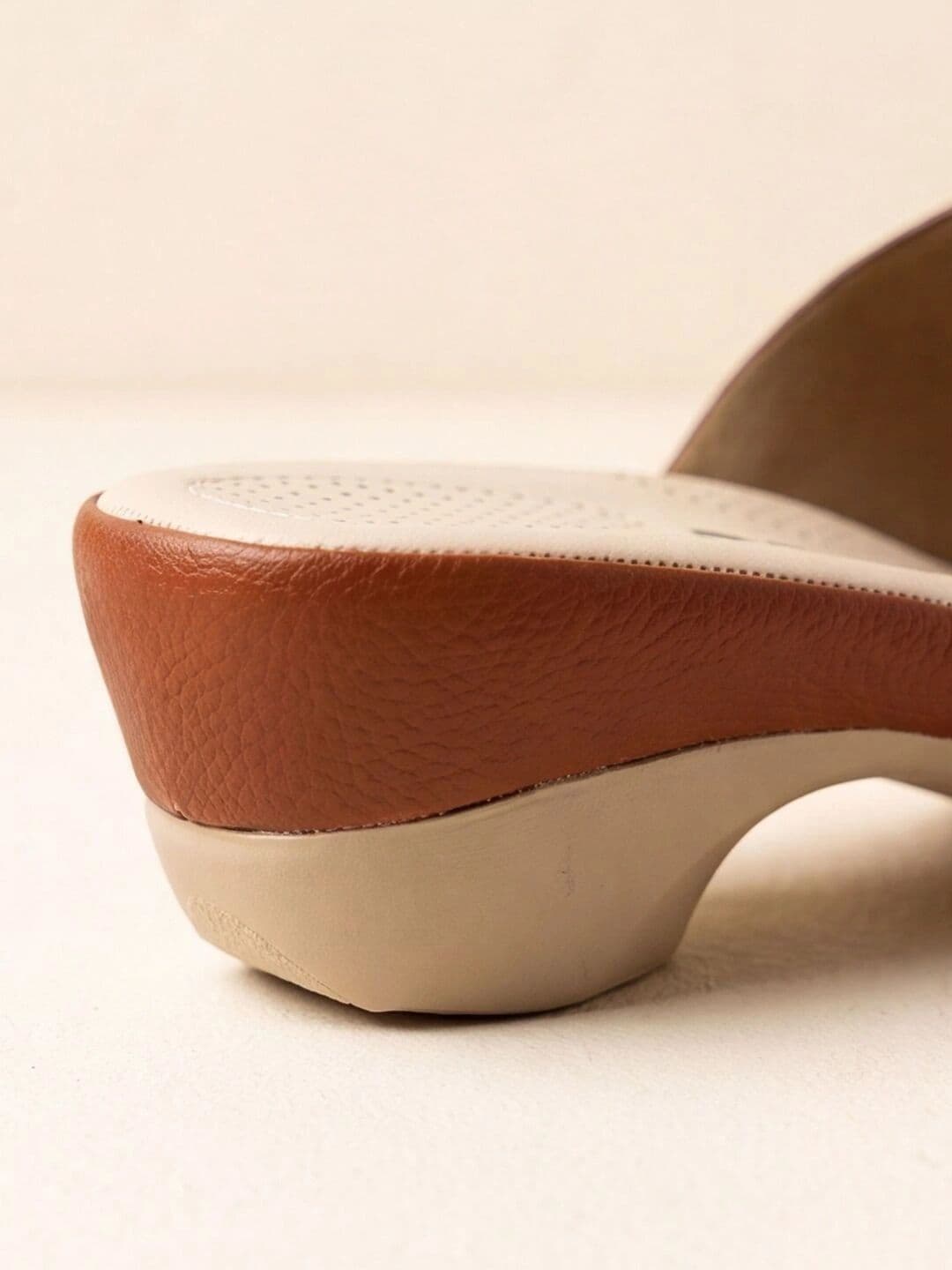 JodyHub Textured Wedge Mules thumbnail 2