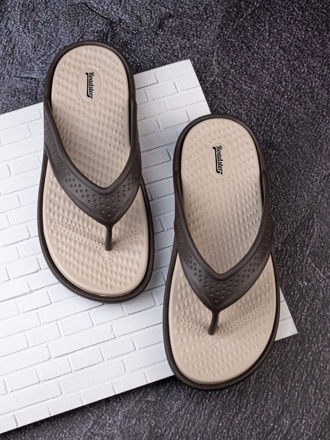 Roadster Men Thong Flip-Flops - view 1