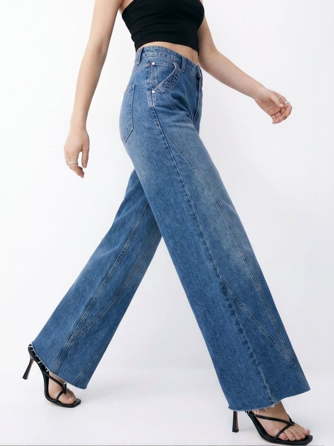Outzidr Women Relaxed Fit Mid-Rise Jeans thumbnail 4