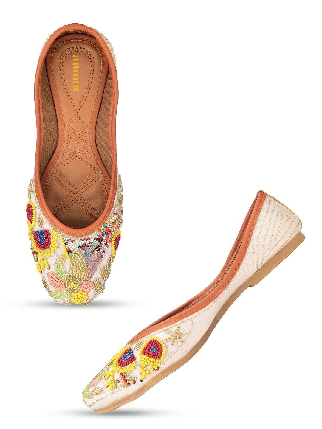 Anouk Women Embellished Ethnic Mojaris Flats thumbnail 2