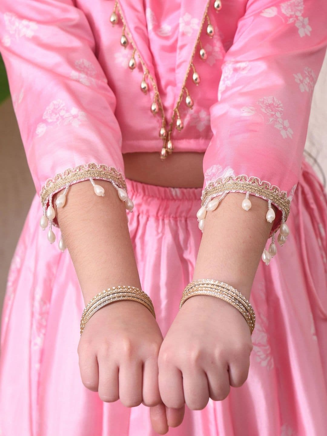 Indi-Loom Couture Girls Printed Beads and Stones Ready to Wear Lehenga & Blouse With Dupatta thumbnail 3