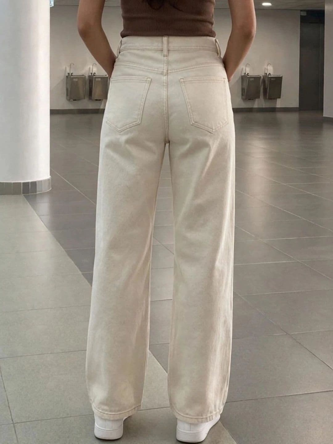 LINARIA Women Classic Regular Fit Mid-Rise Stretchable Jeans thumbnail 3
