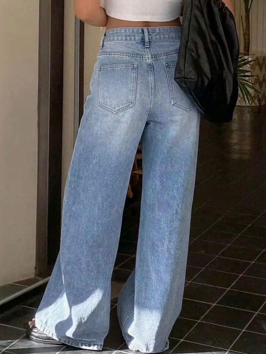 Koetler Women High-Rise Stretchable Jeans thumbnail 3