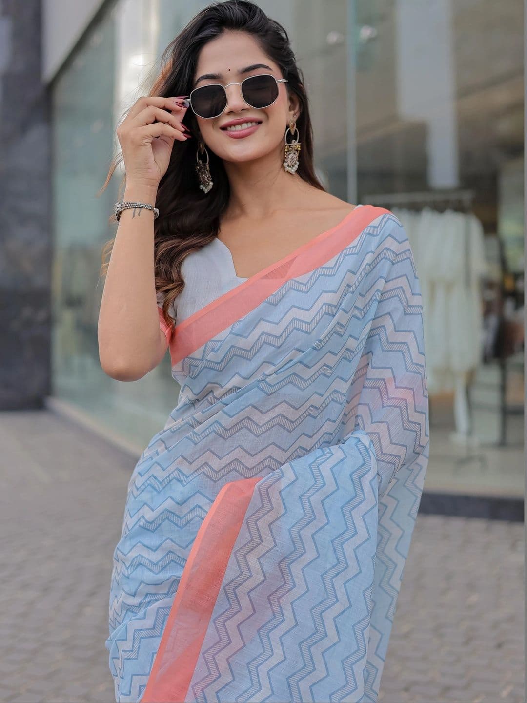 RAAS SHREE Floral Pure Cotton Khadi Saree thumbnail 5