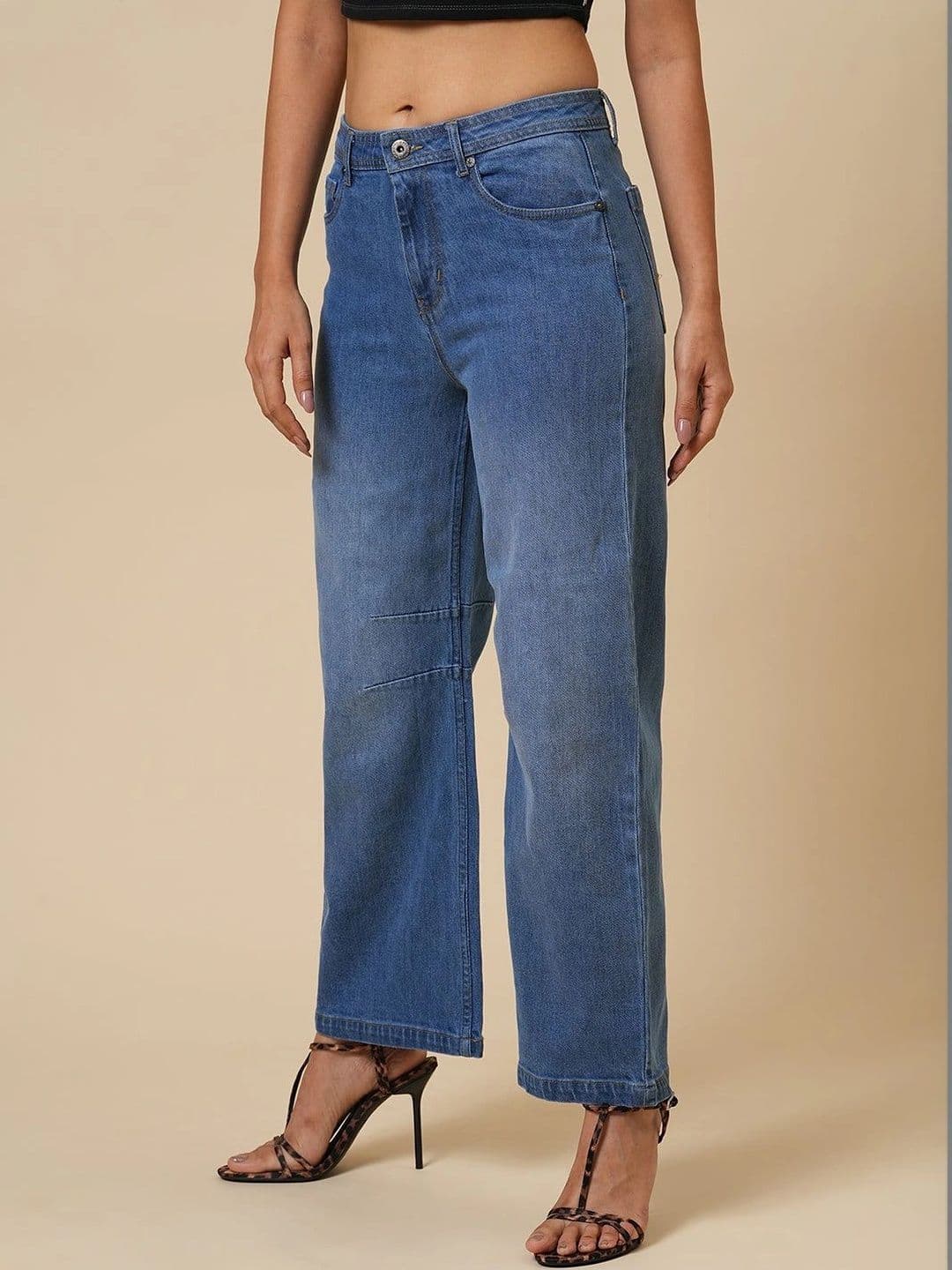 Chemistry Women Boyfriend Fit Mid-Rise Light Fade Jeans thumbnail 3