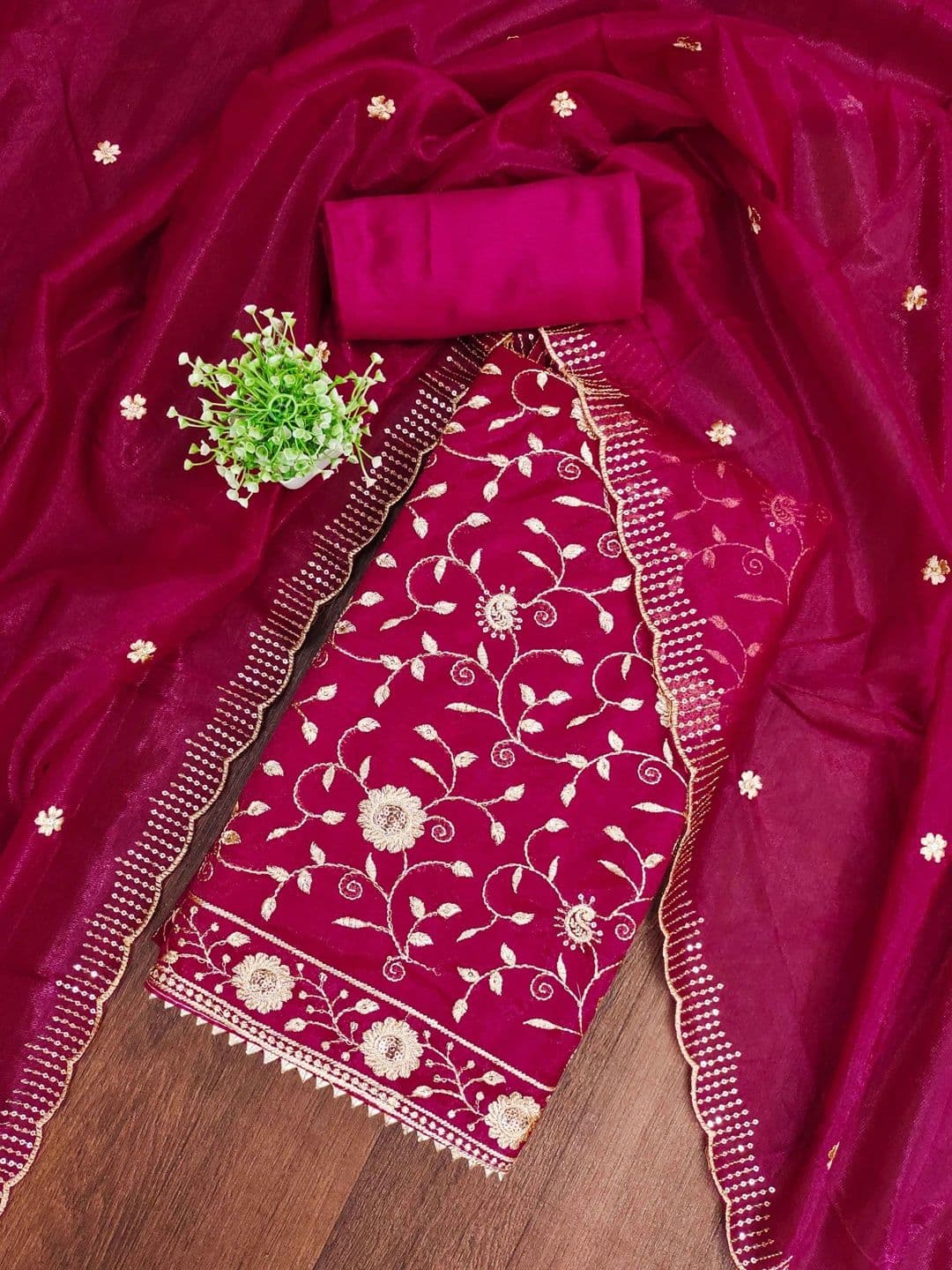 HERE&NOW Embellished Semi-Stitched Dress Material thumbnail 3