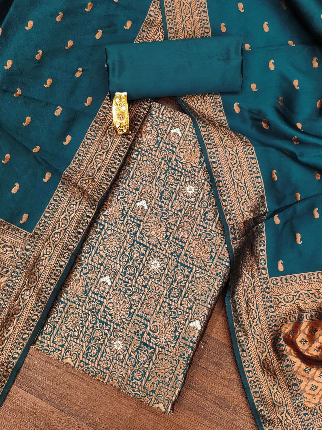 HERE&NOW Semi-Stitched Dress Material thumbnail 4