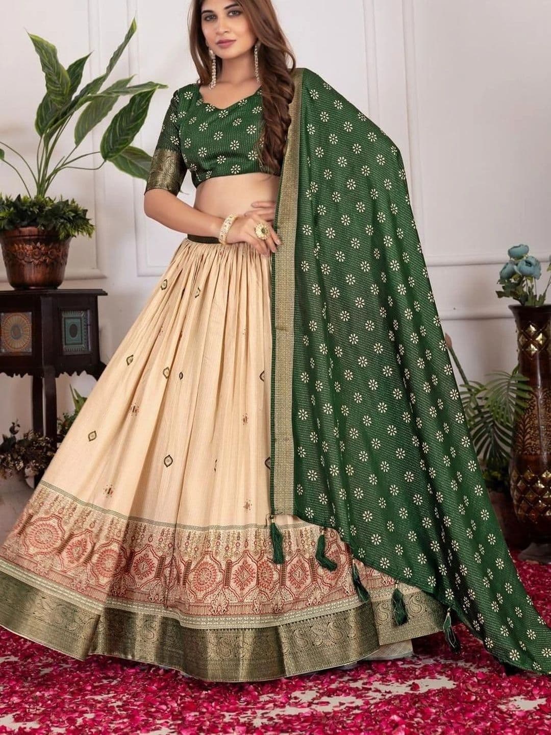 Anouk Semi-Stitched Lehenga & Blouse Taping thumbnail 2