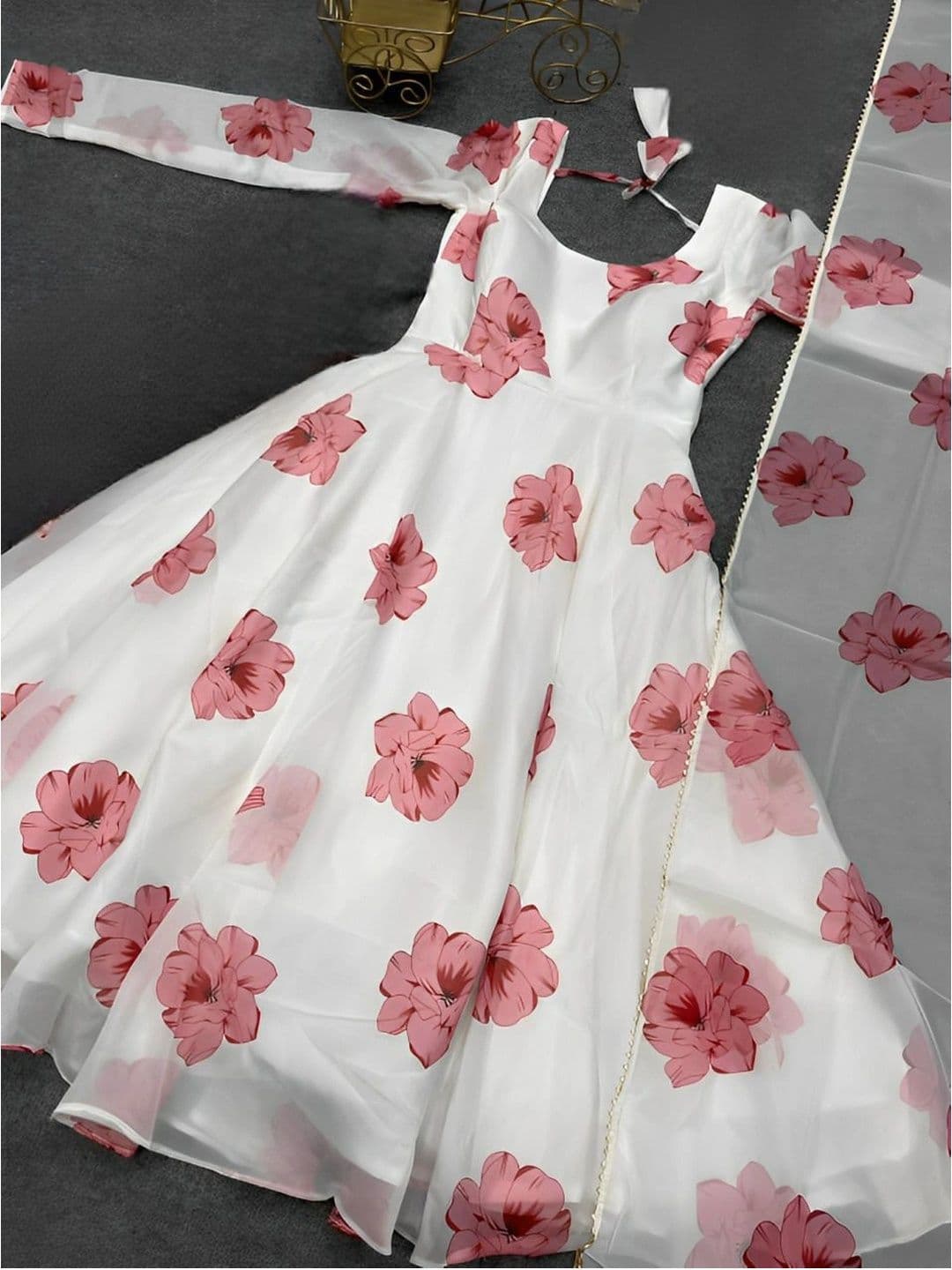 JS CREATIVE Floral Print Georgette A-Line Maxi Dress thumbnail 4