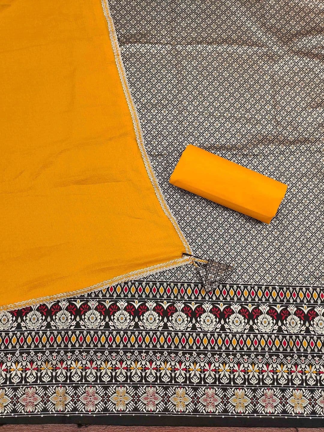 HERE&NOW Semi-Stitched Dress Material thumbnail 2
