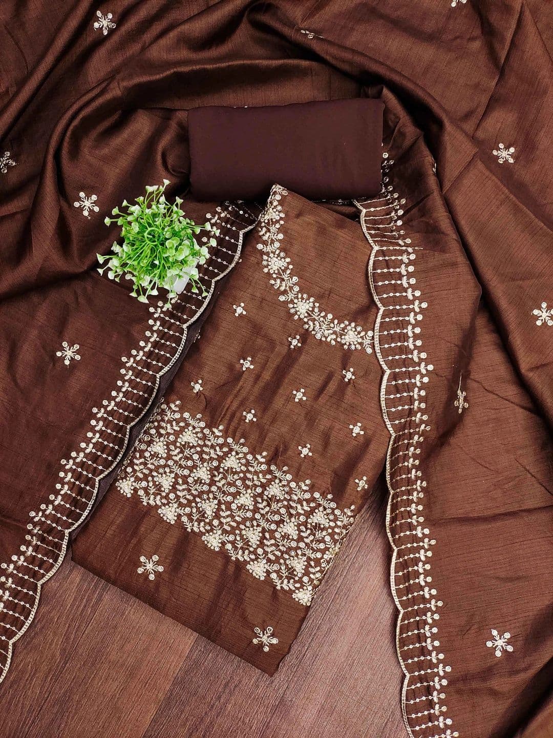 HERE&NOW Embellished Semi-Stitched Dress Material thumbnail 2