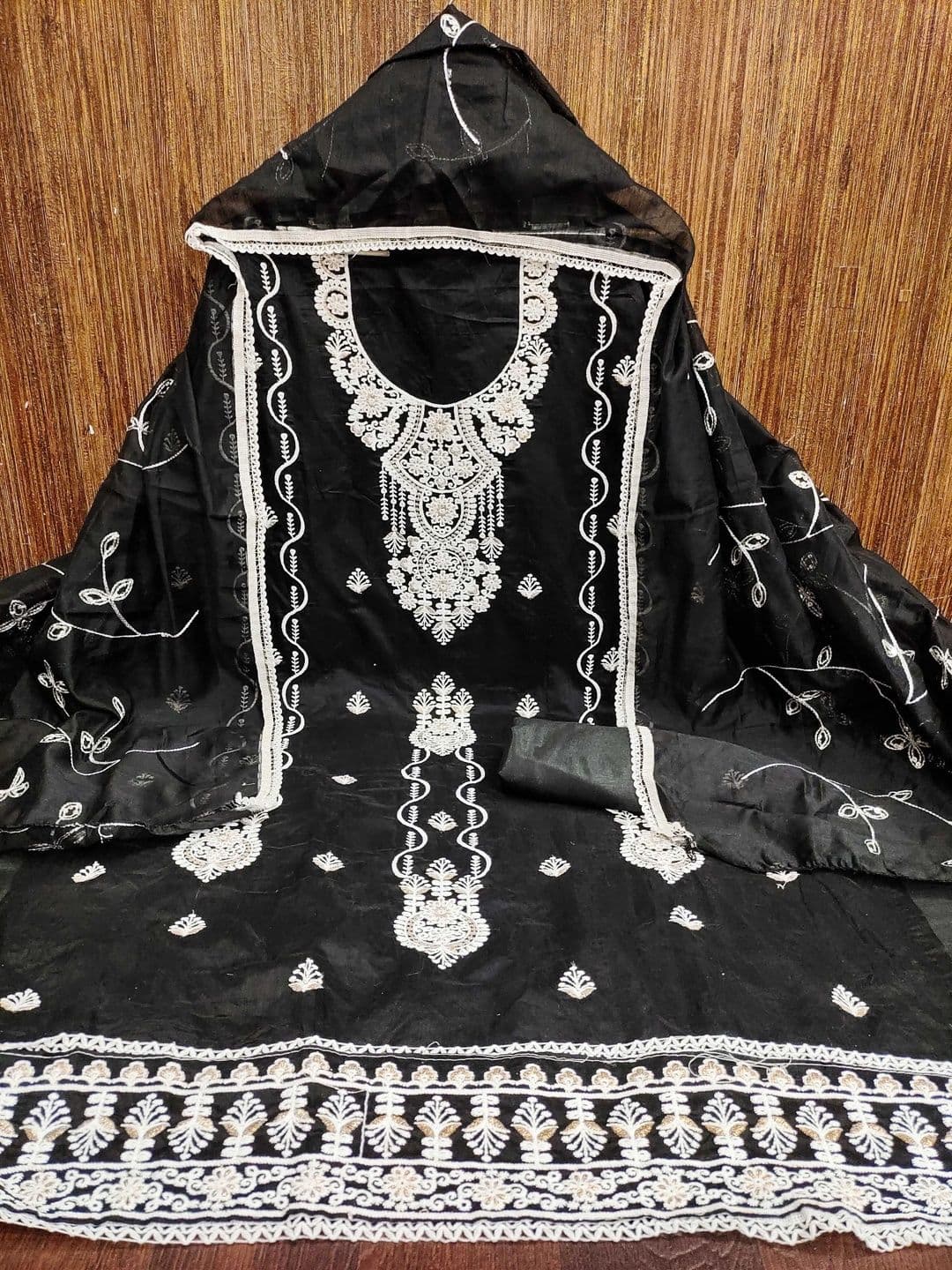 HERE&NOW Embellished Semi-Stitched Dress Material thumbnail 3