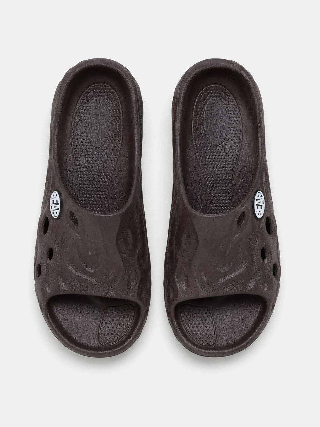 THE BEAR HOUSE Men Solid Brown Open-Toe Slip-On Sliders thumbnail 3