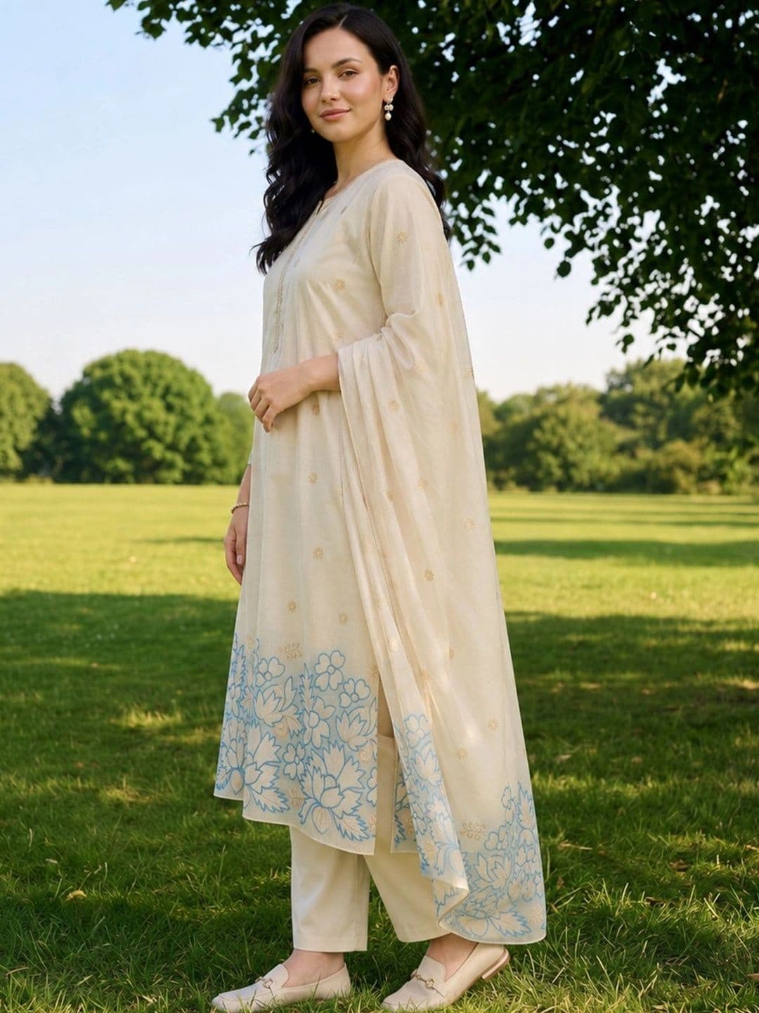 Indo Era Women Ethnic Motifs Embroidered Regular Thread Work Kurta with Trousers & With Dupatta thumbnail 7