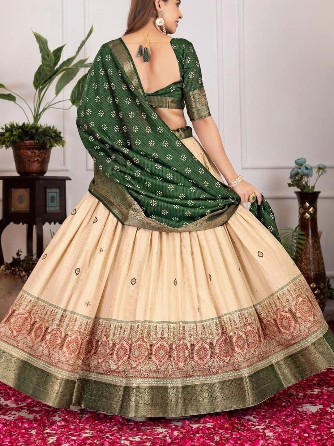 Anouk Semi-Stitched Lehenga & Blouse Taping thumbnail 4