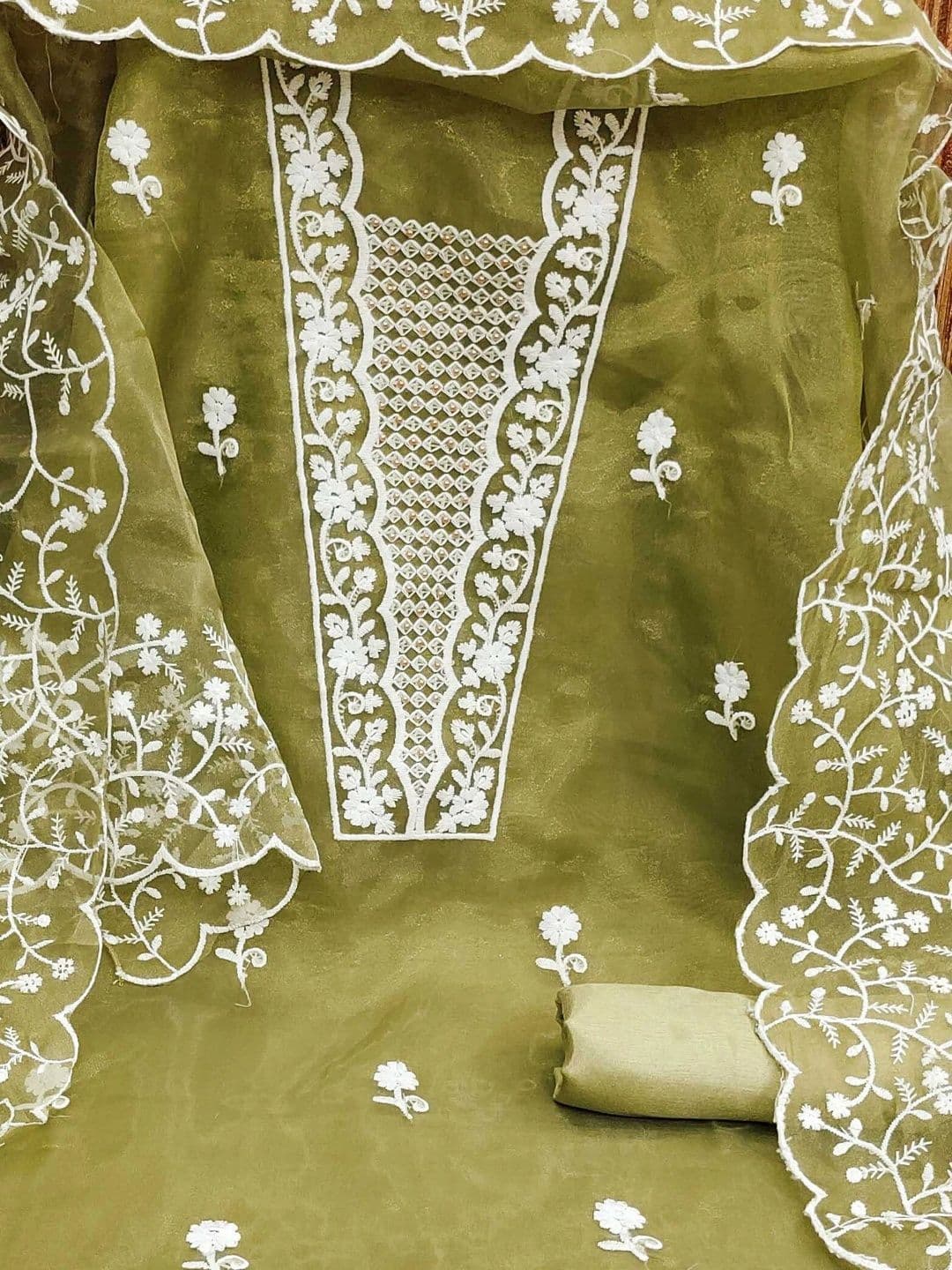 HERE&NOW Embroidered Organza Semi-Stitched Dress Material thumbnail 2