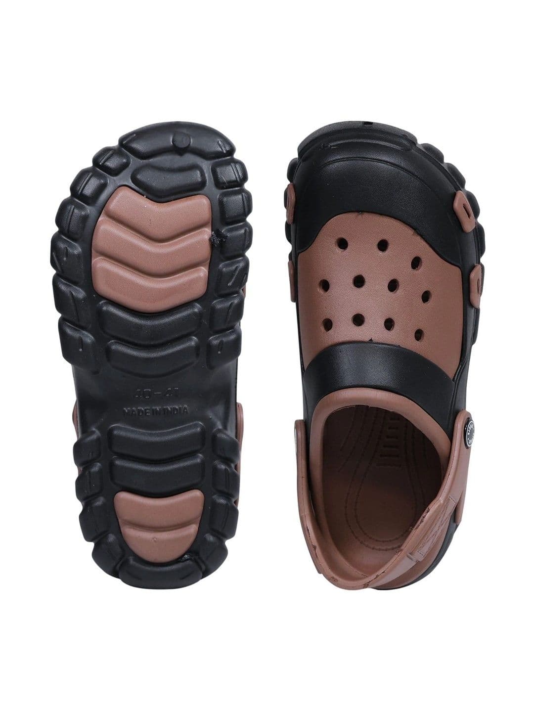 FOOT CARE Men Colourblocked Clogs thumbnail 4
