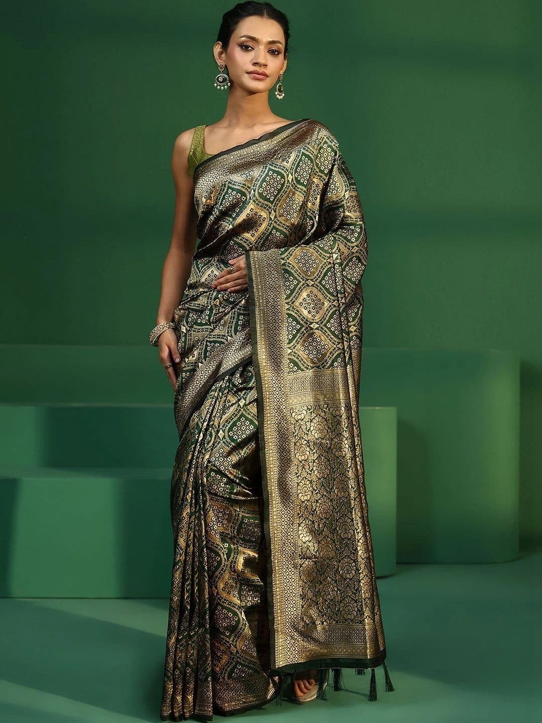 Libas Woven Design Zari Brocade Saree thumbnail 6