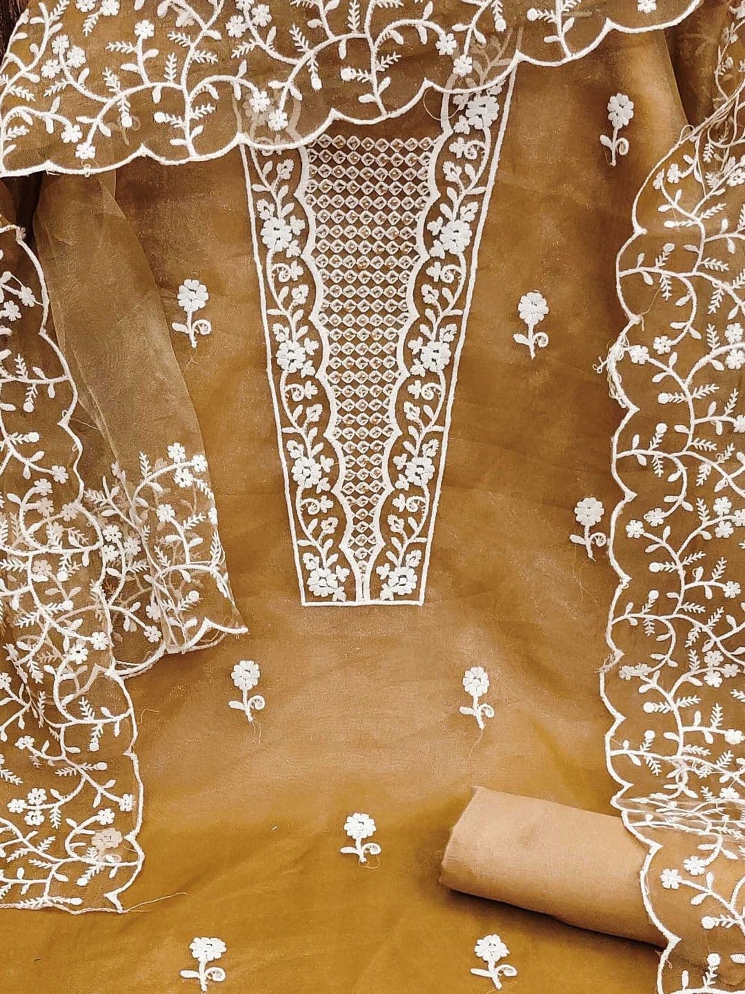 HERE&NOW Embroidered Organza Semi-Stitched Dress Material thumbnail 5