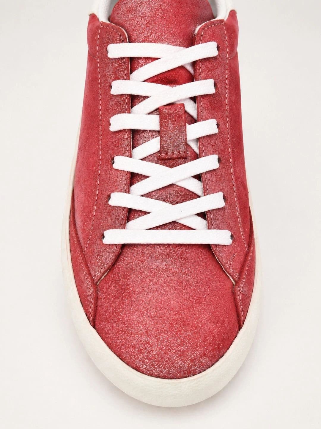 Suo Women Textured Leather Sneakers thumbnail 4