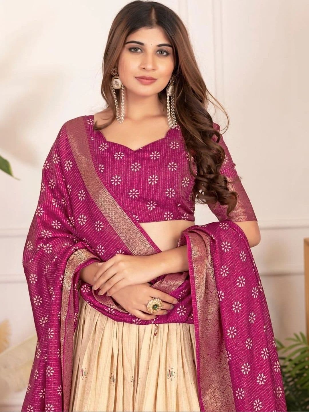 Anouk Semi-Stitched Lehenga & Blouse Taping thumbnail 2
