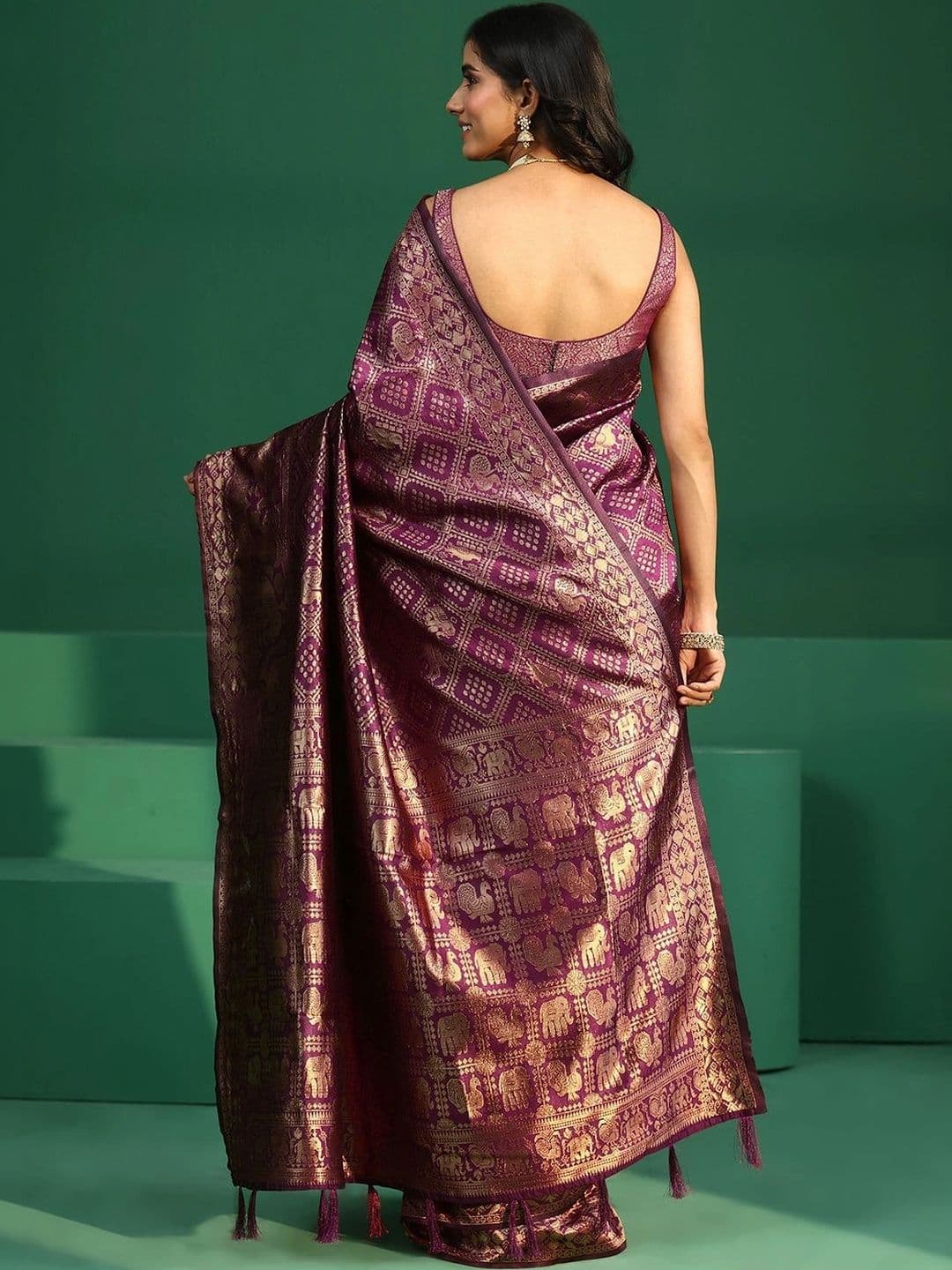 Libas Ethnic Motifs Zari Brocade Saree thumbnail 7