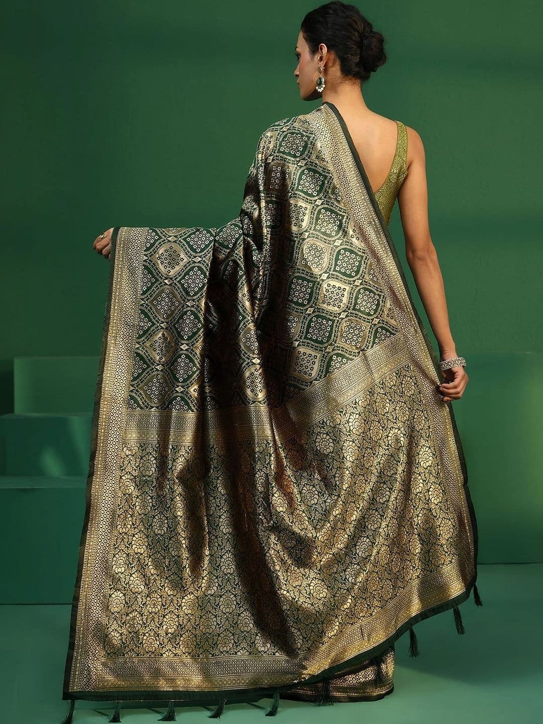 Libas Woven Design Zari Brocade Saree thumbnail 3